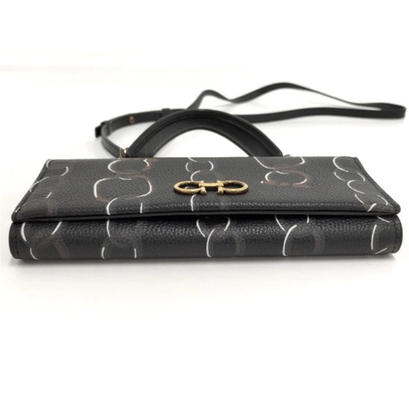 Salvatore Ferragamo Black Leather Handbag - Picture 5 of 10